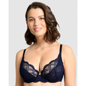 Elise Underwire Scalloped Lace Plunge Bra - Style Gallery