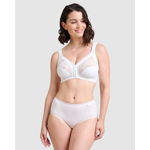 Clara Wirefree Front Closure Bra with Lace - Style Gallery